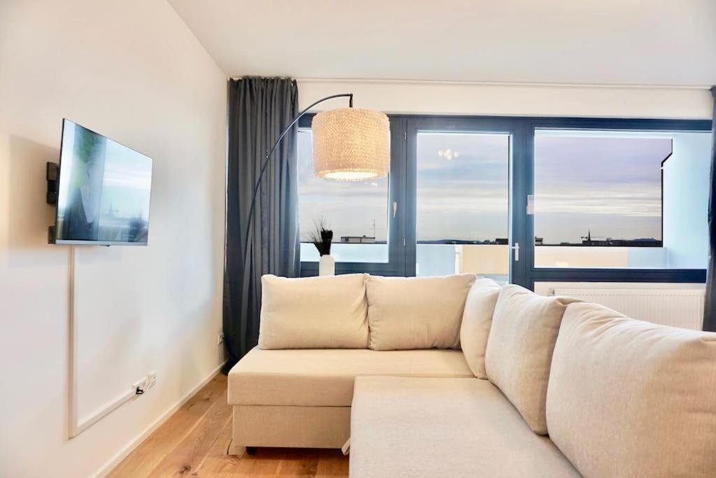 Neu Modernes Apartment In Top Lage, Free Parking Max 1,65M Hoehe Und 1,8M Breite Karlsruhe Buitenkant foto